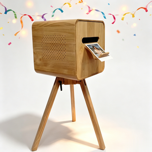 Nuovo Design Multifunzionale Portatile DNP 525 Stand per Stampa Istantanea in Legno per Cabina Fotografica - Product Image 1