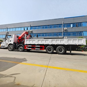 รถบรรทุกติดเครน Shacman 8X4 แบบพับได้ สำหรับงานก่อสร้าง ยกของ และขนส่งสินค้าขนาดใหญ่ - Product Image 4