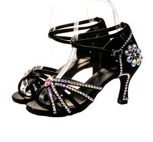 Chaussures de danse latine pour femmes en satin noir avec talon fleuri en strass 6-8 cm - Product Image 1