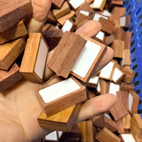 Tuiles de Mahjong en Bois et Cristal de Luxe OEM & ODM, Ensemble de Mahjong Américain, Idéal pour les Jeux Familiaux et le Divertissement à 4 Joueurs