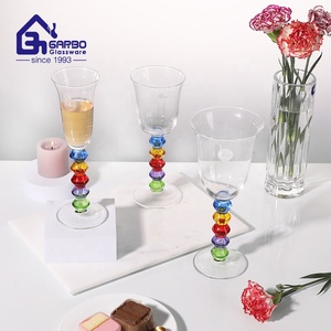Copa de vino vintage con tallo colorido para catering o copas de champán de boda copas hechas a mano de gama alta - Product Image 1
