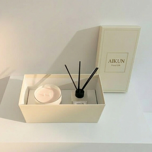 AIKUN <b>Bulk</b> Wholesale Luxurious Soy Wax Scented <b>Candles</b> Eco-Friendly Aromatherapy <b>Candle</b> Custom Logo & Gift Sets - Product Image 2
