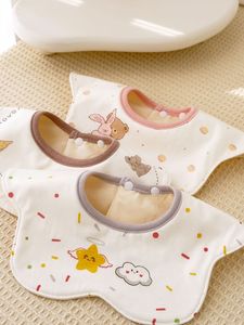 Babero impermeable para bebés, diseño de pétalos, algodón puro, absorbente de humedad, patrón de dibujos animados, diseño giratorio de 2 capas para recién nacidos - Product Image 5