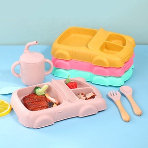 Juego de platos de silicona con ventosa de dibujos animados para niños con utensilios, juego de 8 piezas - Product Image 2