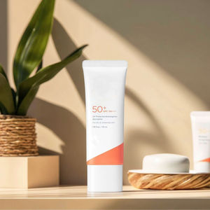 Protector solar físico suave hidratante Aesturra de alta calidad que nutre la cara bloqueando eficazmente la crema de rayos UV - Product Image 4