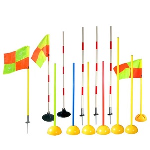 Banderas de Esquina para Entrenamiento de Velocidad en Fútbol con Base de Césped Inflable y Pedestal de Agua - Product Image 1