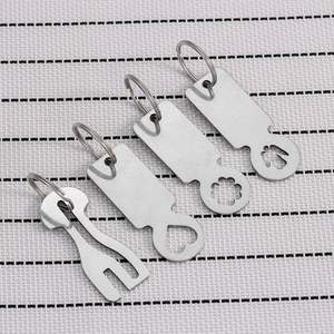 Llavero con token de supermercado con colgante de acero inoxidable, cierre y liberador de carrito de compras de metal - Product Image 2