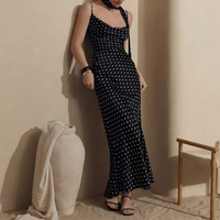 Robe Chic Personnalisée Halter Sans Manches à Pois Noire – Robe d'Été Élégante Ample et Décontractée pour Soirées et Cérémonies – Robe Femme