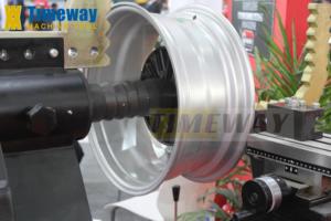 Alisador automático de llantas Rotación de llantas por motor hidráulico - Product Image 3