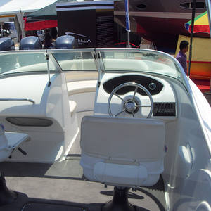 Moteur de bateau grande vitesse, 5.82m/19ft, en fibre de verre - Product Image 5