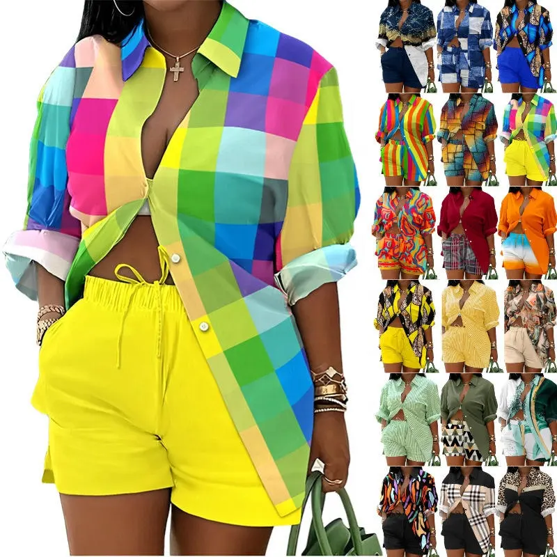 Yeni en çok satan ürünler 2023 kadın Trendy rahat desen baskı gömlek üst iki parçalı kısa Set renk eşleştirme seti