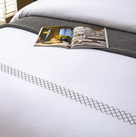 Ensemble de literie d'hôtel moderne personnalisé 300TC, 100% coton, résistant à l'eau, broderie, housse de couette et ensemble de draps
