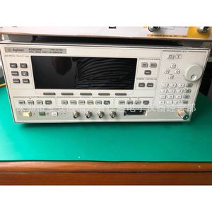 Générateur de signaux synthétiques à balayage de fréquence HP 83752B 20 GHz - Product Image 1