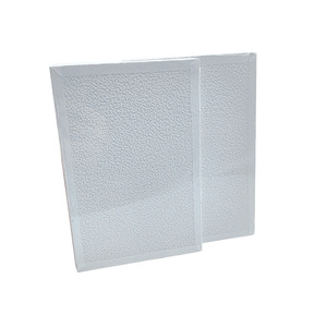 Plaque de plâtre en PVC / Plaques de <span class=keywords><strong>plafond</strong></span> en gypse revêtues de vinyle avec grilles de <span class=keywords><strong>plafond</strong></span> - Imperméable et ignifuge pour salle de bain et <span class=keywords><strong>chambre</strong></span> <span class=keywords><strong>à</strong></span> <span class=keywords><strong>coucher</strong></span> - Product Image 4