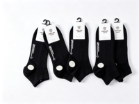 Chaussettes élégantes en coton pour tenue de travail moderne