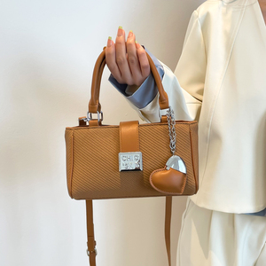 Borsa a tracolla per giovani donne con <span class=keywords><strong>Design</strong></span> alla <span class=keywords><strong>moda</strong></span> <span class=keywords><strong>e</strong></span> grazioso stile a strisce a forma di cuore a forma di Plaid da donna - Product Image 6