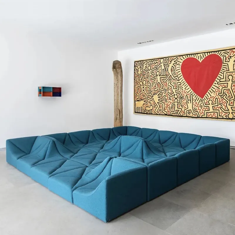 أريكة متعددة الوظائف ذات وحدات تخلق الأثاث الأصلي الفني الأنيق والأنيق والأنيق