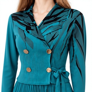 Elegante Vestido Occidental para Mujer con Cuello en V, Manga Corta, Botones, Largo hasta la Rodilla, Cintura Imperio, Formal, Tejido Transpirable con Estampado Digital - Product Image 6