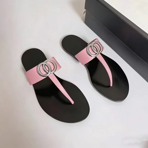 Sandalias de Diseñador de Alta Calidad para Mujer, Chanclas de Playa de Lujo, Sandalias Planas Ligeras para Mujer - Product Image 1