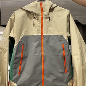 Nouvelle veste d'extérieur à capuche coque dure vent fonctionnel randonnée veste respirante en gros, soutien OEM/ODM - Product Image 2