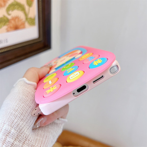 <span class=keywords><strong>Coque</strong></span> <span class=keywords><strong>de</strong></span> <span class=keywords><strong>téléphone</strong></span> en silicone souple motif dessin animé <span class=keywords><strong>Kawaii</strong></span> ludique 3D, style poupée nostalgique, pour <span class=keywords><strong>Samsung</strong></span> Galaxy S26 Ultra S25 S23 A57 A56 - Product Image 6