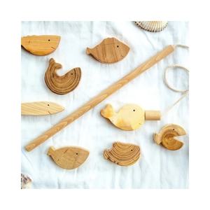 Jouet de pêche magnétique écologique pour enfants, 8 poissons en bois pour les tout-petits, cadeau préscolaire, <span class=keywords><strong>aimant</strong></span> Ndfeb courbé, cadeau de Noël sûr - Product Image 1