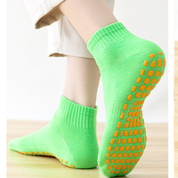 Chaussettes de sport personnalisées jetables antidérapantes pour trampoline, 100 % coton, antibactériennes, séchage rapide, pour hommes