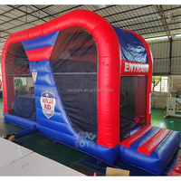 Jeux commerciaux en plein air populaires Plate-forme de saut de cascade géante en PVC durable Jeux de sport gonflables à double saut en chute libre