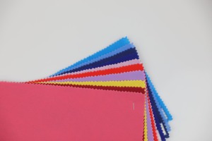 Vente directe – Sacs promotionnels personnalisés en non-tissé PP Spunbond solide, résistants à l'abrasion, de poids moyen, fabriqués sur commande - Product Image 6
