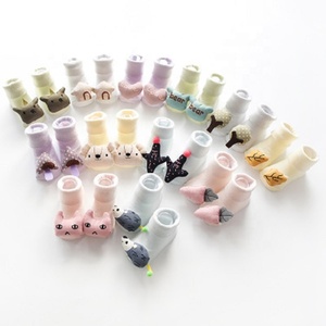 XIANGHUI neonato 3d cartone animato Anti-slip <span class=keywords><strong>bambino</strong></span> calzini da pavimento migliori per 0-1 anni - Product Image 1