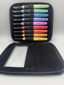 LED 2.5-6.5mm Household Sundries Portable Sewing <strong>Machine</strong> <strong>Crochet</strong> Hook Knitting Tools for DIY - Product Image 4