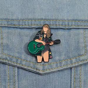 Toptan Metal Karikatür Müzik Broşu Yaratıcı Gitar Albümü Metal Rozeti Peri Temalı Noel Ulusal Gün Cadılar Bayramı Mezuniyet için - Product Image 2
