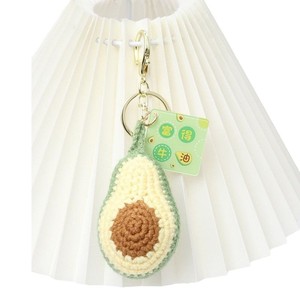 Pendentif au crochet fait main fini, breloque avocat en laine, porte-clés tricoté, accessoire de sac - Product Image 4