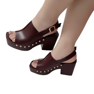 Nouvelles <span class=keywords><strong>sandales</strong></span> d'été pour enfants à plateforme, à talon épais, en similicuir PU, avec semelle en mousse perforée, style tour d'eau - Product Image 4