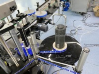 Máquina Etiquetadora Automática de Doble Cara con Motor Neumático PLC SIPUXIN para Botellas Planas, Alta Precisión, para Cosméticos, Lociones y Champús
