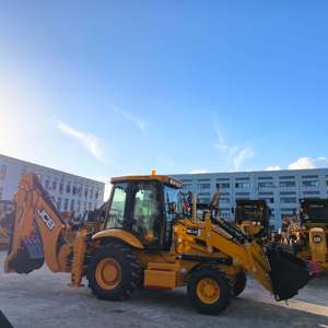 Chargeuse-pelleteuse JCB 3CX neuve, godet épaissi, longue durée de vie, haute qualité, performance stable, prête à être expédiée, en stock - Product Image 3