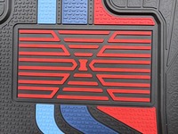 2024 Artes populaire universel 4 pièces tout temps Durable en caoutchouc anti-dérapant PVC talon Pad tapis de sol de voiture pour voitures camions SUV