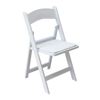 Chaises modernes blanches pliables en plastique pour jardin mariage salon appartement villa parc salle de gym-vente en gros portable résine pliante