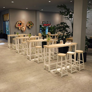 आधुनिक दीवार-माउंटेड बार फर्नीचर घर के लिविंग रूम और दूध चाय की दुकान के लिए सरल लंबी संकीर्ण कुर्सी की मेज और उच्च स्टूल सेट सेट किया - Product Image 5