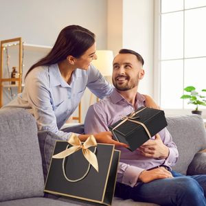 Sacs en papier personnalisés avec logo, faits à la main, pour bijoux et montres de luxe, avec encre écologique - Product Image 4