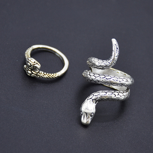 Joyería de estilo vintage punk rock anillos de serpiente de plata personalizados Aleación de moda para hombres y mujeres - Product Image 3
