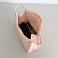 Pochette de soirée en cuir PU matelassé rose, trousse de maquillage imperméable avec fermeture éclair, organiseur de cosmétiques de voyage pour femmes