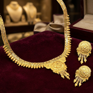 Vente en gros 14K 18K 24K plaqué or formant des colliers courts, ensemble de bijoux de conception florale traditionnelle, ensemble de bijoux de mode en or en laiton - Product Image 2