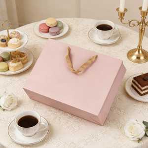 Bolsas de Mano Ecológicas Personalizadas con Asas, Ideales para Joyería, Regalos, Calzado, Ropa y Compras Bolsas de Cartulina Rosa. - Product Image 5