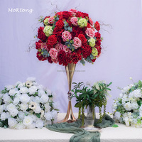 MoKtong OEM Hochzeitsdekoration im Landhausstil, Rot-Grüner Kunstblumenstrauß, Outdoor-Hochzeitstisch-Mittelstück