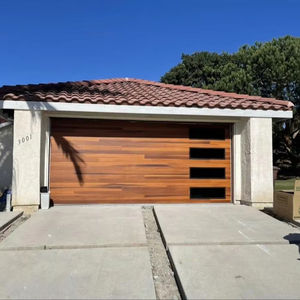 <span class=keywords><strong>Puerta</strong></span> Seccional Enrollable Inteligente de Aluminio y Acero Moderna Personalizada ZS con Motor y Control Remoto para Granjas, Almacenes y Garajes - Product Image 3