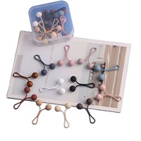 Lot de 12 épingles à hijab mates colorées avec boîte de rangement – Épingles de sûreté pour foulards et accessoires de hijab pour femmes musulmanes