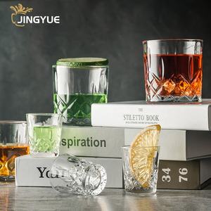 Vente <span class=keywords><strong>en</strong></span> gros de verres à whisky et de verres à liqueur à l'ancienne avec logo personnalisé coffret <span class=keywords><strong>en</strong></span> <span class=keywords><strong>bois</strong></span> pour anniversaire whisky cocktail liqueur - Product Image 6