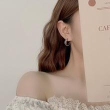 Boucles d'oreilles simples en métal 925 argent pur haut de gamme Niche Twist mode boucles d'oreilles lumière luxe Niche boucles d'oreilles argent aiguille femmes - Product Image 5