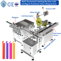 Machine d'étiquetage horizontale de tubes et flacons SKILT haute précision avec système de levage automatique intelligent et positionnement précis